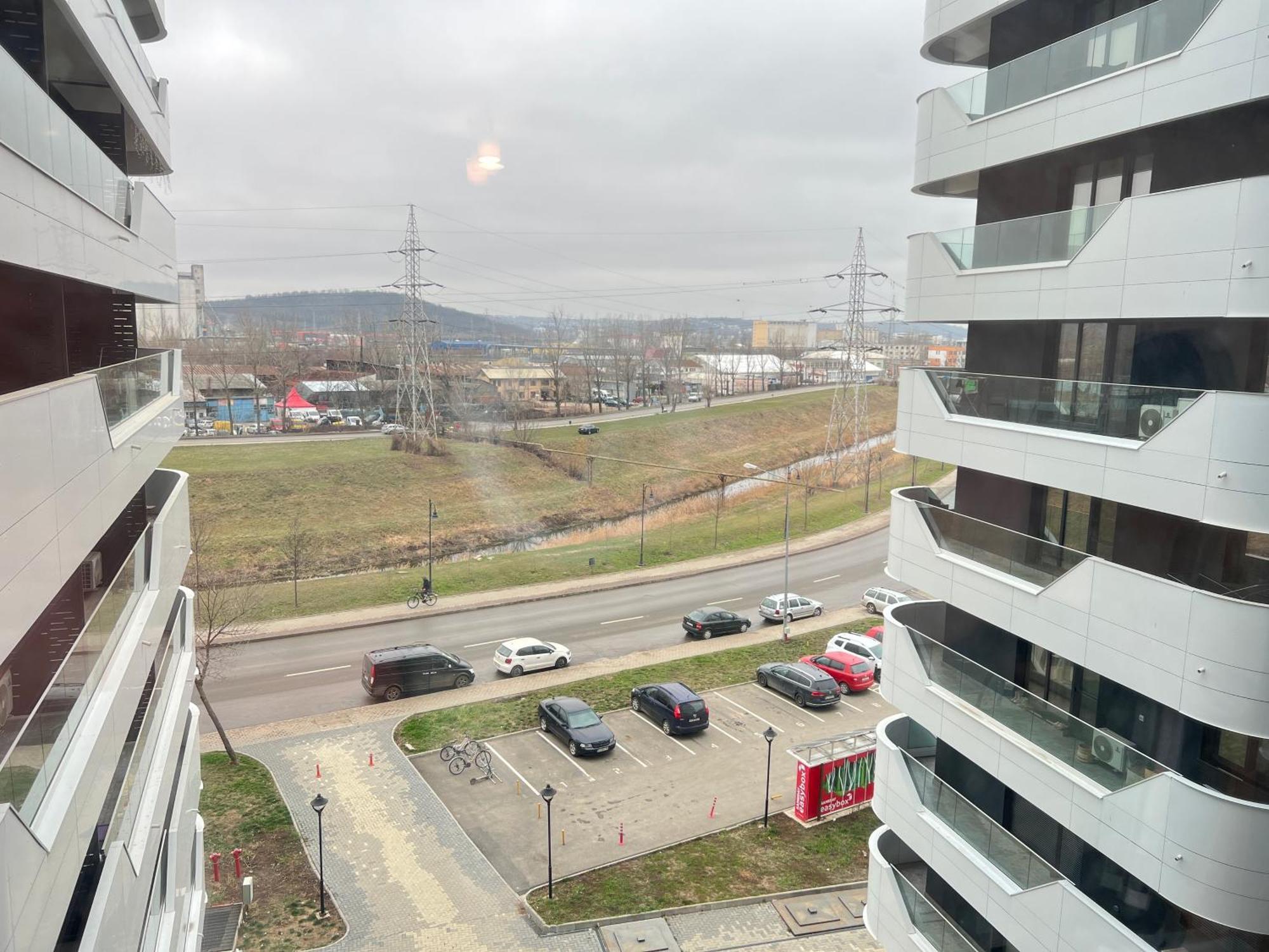 Airport Flyhub Chic Apartment Yaş Dış mekan fotoğraf