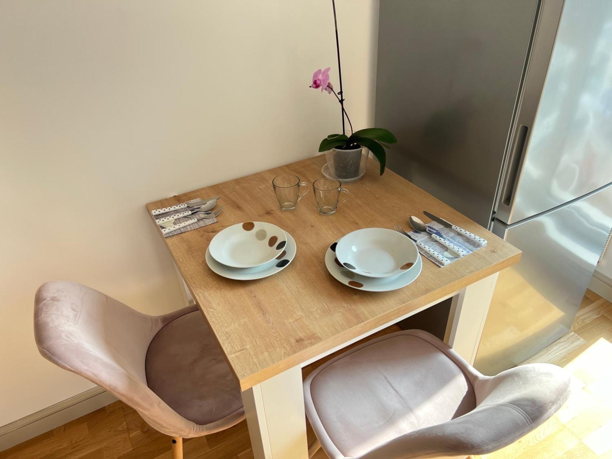 Airport Flyhub Chic Apartment Yaş Dış mekan fotoğraf