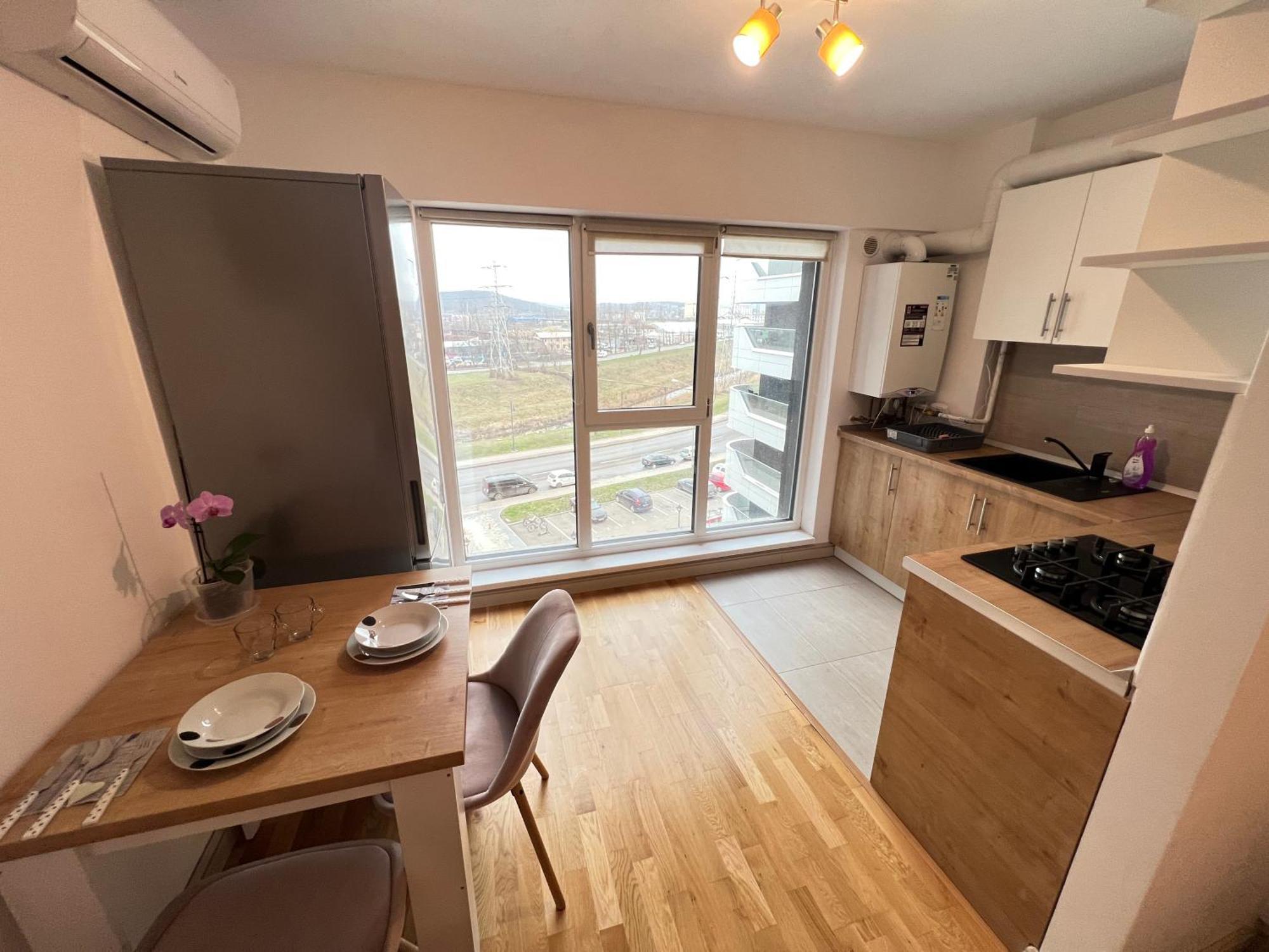 Airport Flyhub Chic Apartment Yaş Dış mekan fotoğraf